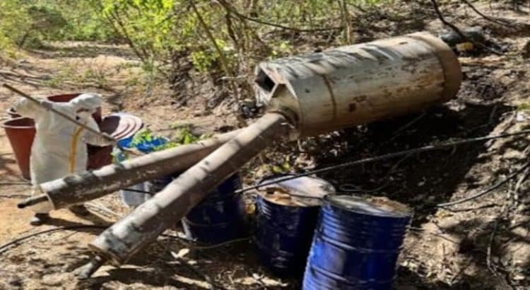 Aseguran laboratorio clandestino de metanfetamina en Culiacán