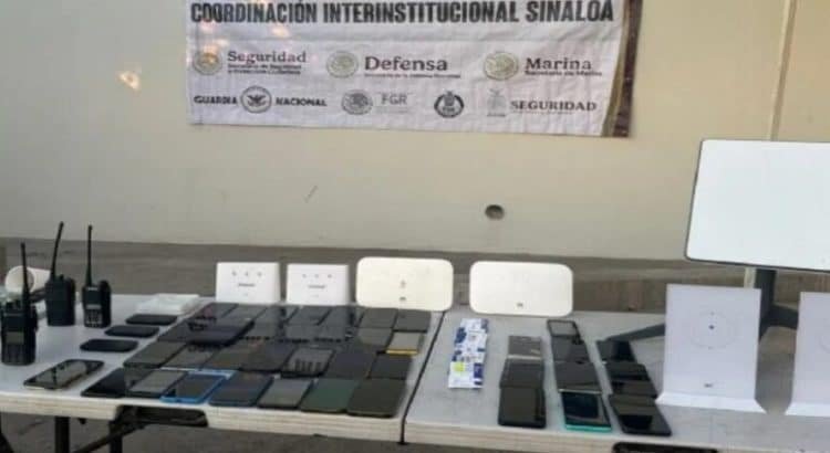 Aseguran otros dos dispositivos de internet satelital en penal de Culiacán