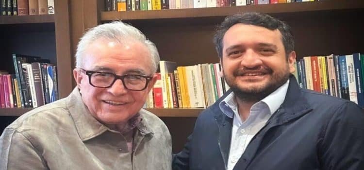 Rocha Moya se reúne con Andrés Manuel López Beltrán en Sinaloa