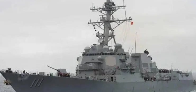 Despliega Estados Unidos otro buque destructor para reforzar la seguridad fronteriza