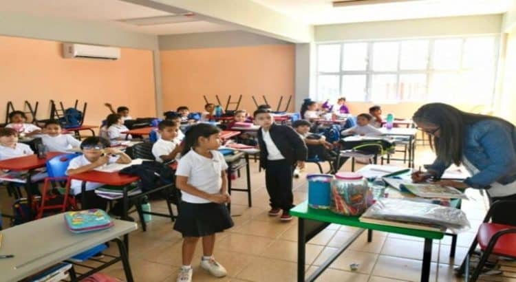 Incorporan a nueve menores repatriados de EE. UU. a escuelas en Sinaloa