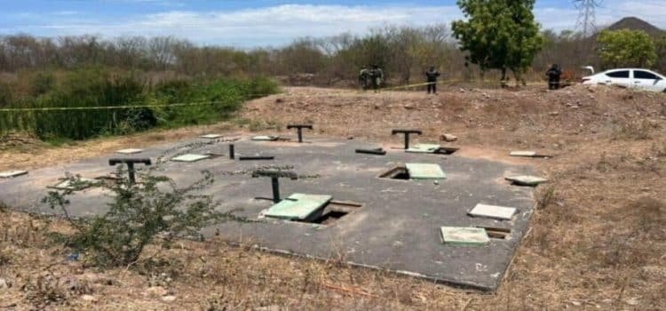 Colectivo localiza cuatro osamentas en el drenaje en Tacuichamona, Culiacán
