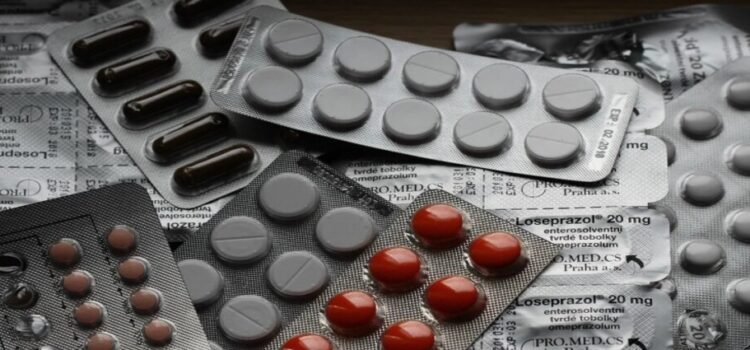 Sinaloa solo cuenta con el 60% de abasto de medicamentos