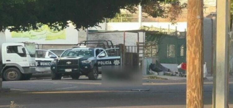 Agreden a tiros a policías municipales, tres resultan gravemente heridos