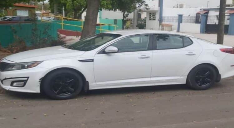 Recuperan auto con reporte de robo en la colonia Infonavit Humaya
