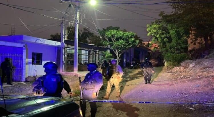 Atacan a tiros tres viviendas en ampliación San Benito