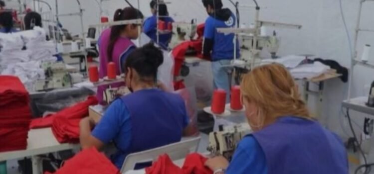 Urgente aumento al presupuesto para programa de uniformes en Sinaloa ante alza de costos Urgente aumento al presupuesto para programa de uniformes en Sinaloa ante alza de costos