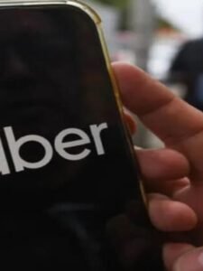 Aumenta Uber tarifas en México