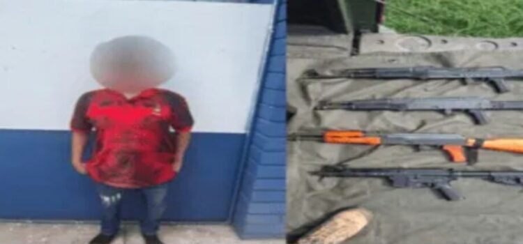 Arrestan a cinco personas por posesión de armas largas y municiones