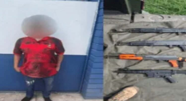 Arrestan a cinco personas por posesión de armas largas y municiones