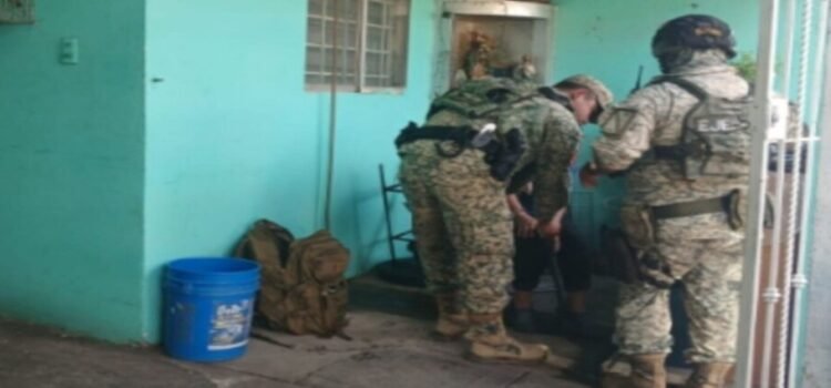 Militares rescatan a mujer secuestrada en Culiacán