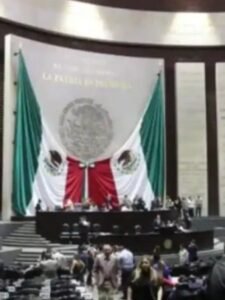 Inician diputados periodo ordinario con mesa directiva provisional
