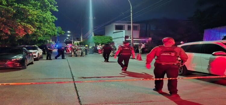 Sujetos armados privan de la vida a un bombero en un restaurante