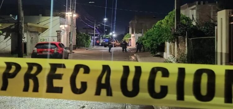 Ultiman a hombre que intentaba refugiarse en una fiesta en la Ferrocarrilera