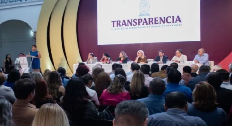 Culiacán recibe Premio Estatal de Contraloría Social 2025