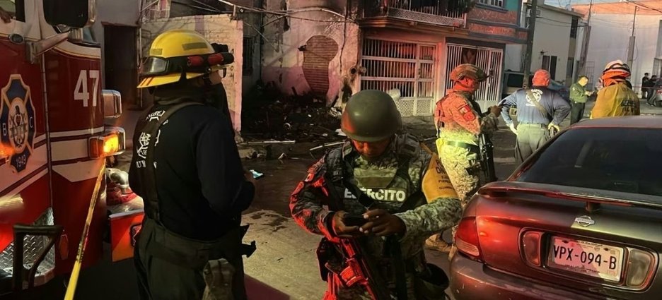 Mujer pierde la vida durante incendio en vivienda de Infonavit Barrancos, en Culiacán