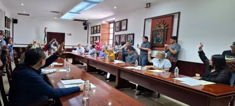 Cabildo de Culiacán aprueba 28 jubilaciones; PRI cuestiona silencio sobre Gámez Mendívil y la violencia