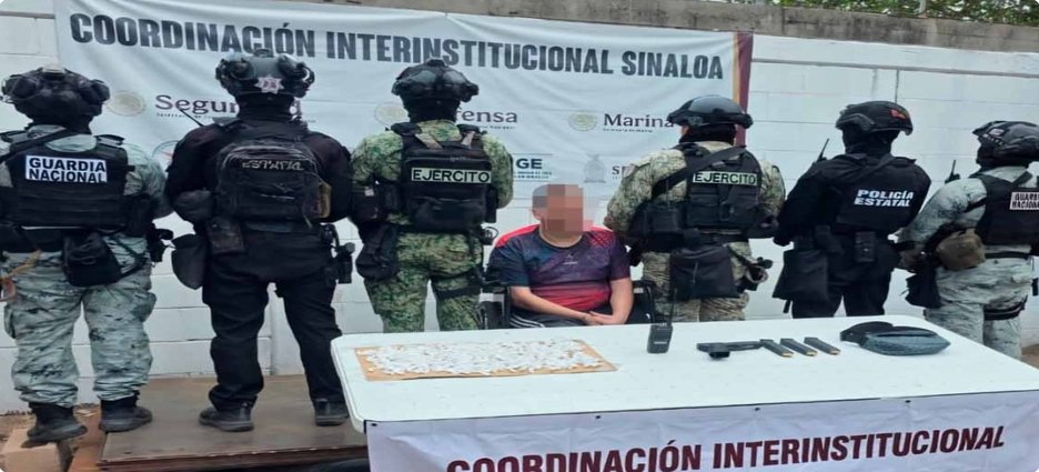 Detienen a hombre en silla de ruedas con arma, cocaína y municiones en Culiacán